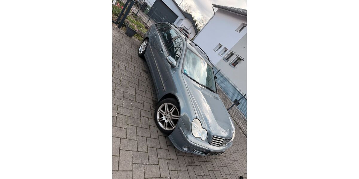 Mercedes-Benz C 220 320.000 km 3.000 &euro; Rheinstetten 76287