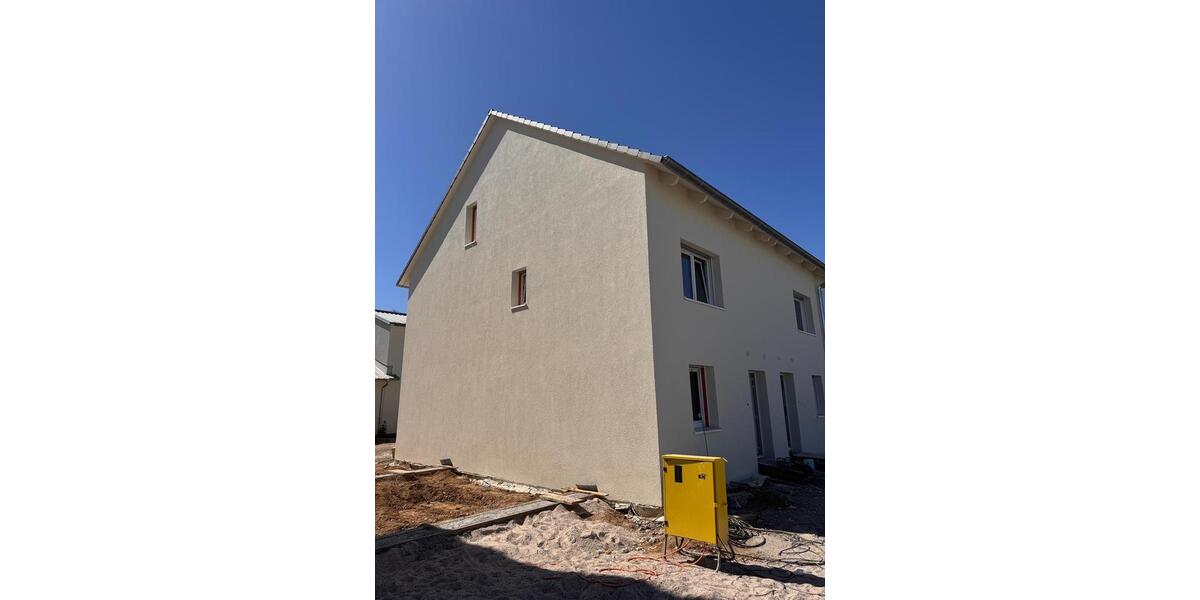 Reihenhaus Muggensturm - 7 Zimmer, 132 m&sup2;, 1.850&euro; | Angebot:26613720