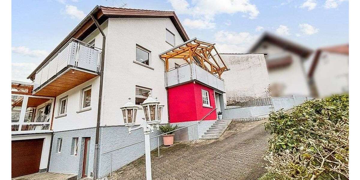 Einfamilienhaus Bühlertal - 10 Zimmer, 224 m&sup2;, 355.000&euro; | Angebot:25980267