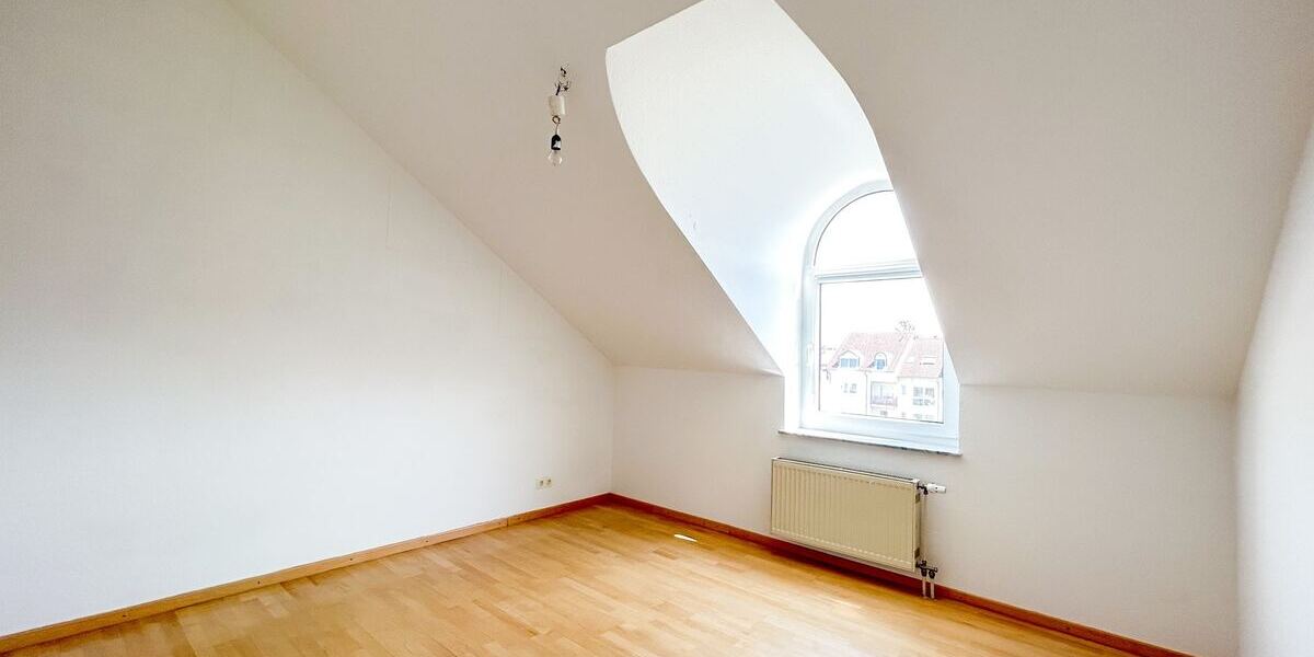 Einfach schön! Bezugsfreie Dachgeschosswohnung in Rastatt - Dachgeschoßwohnung Rastatt | Angebot:13157897