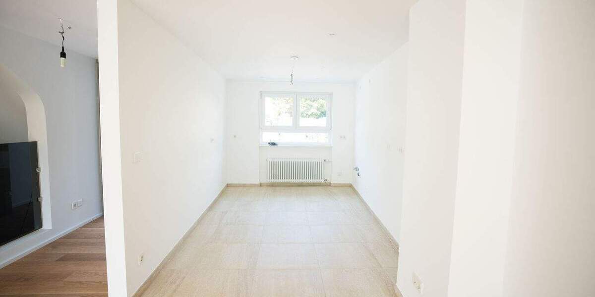 Doppelhaushälfte Baden-Baden Innenstadt - 8 Zimmer, 269 m&sup2;, 1.650.000&euro; | Angebot:25666703
