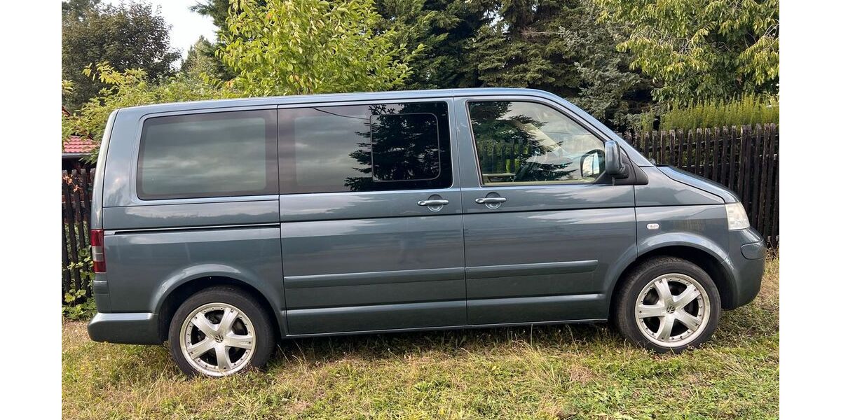 VW T5 Multivan 251.000 km 14.300 &euro; Achern 77855