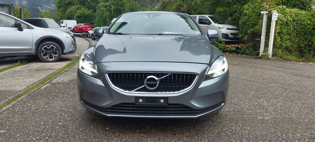 Volvo V40 106.000 km 10.850 &euro; Durmersheim 76448