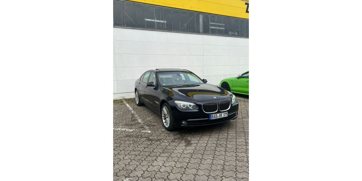 BMW 730 268.000 km 11.750 &euro; Varnhalt 76534
