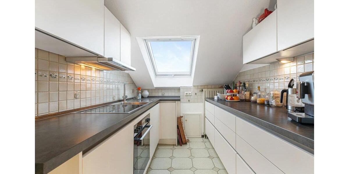 Etagenwohnung Sinzheim - 6 Zimmer, 197 m&sup2;, 1.900&euro; | Angebot:24836833