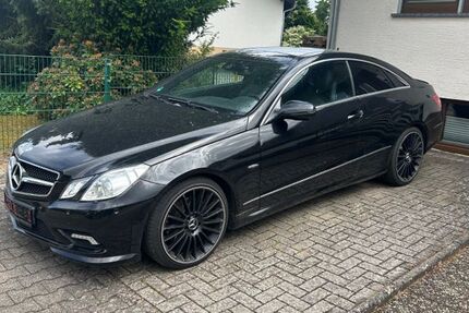 Mercedes-Benz E 250 187.000 km 10.200 &euro; Rheinmünster Schwarzach 77836