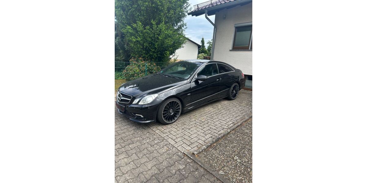Mercedes-Benz E 250 187.000 km 10.200 &euro; Rheinmünster Schwarzach 77836