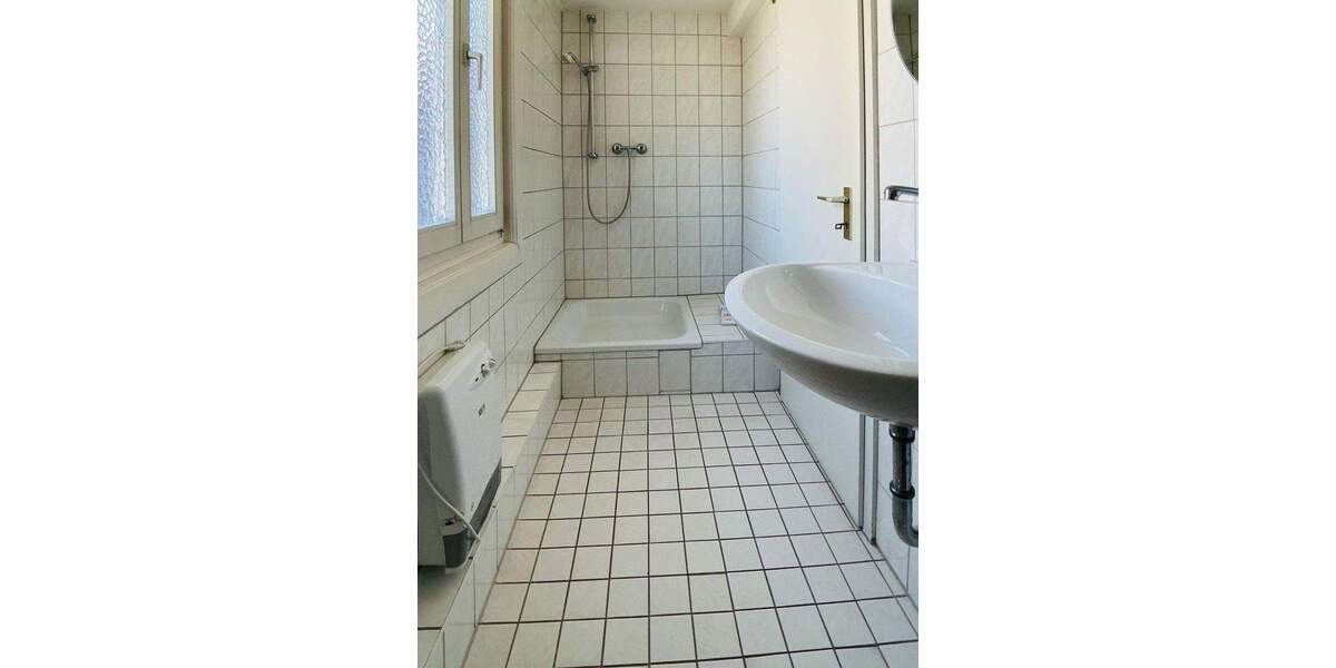 Mehrfamilienhaus, Wohnhaus Gernsbach - 6 Zimmer, 178 m&sup2;, 325.000&euro; | Angebot:25669029