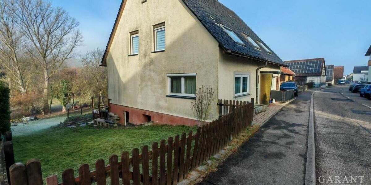 Einfamilienhaus Keltern Niebelsbach - 6 Zimmer, 180 m&sup2;, 650.000&euro; | Angebot:25707703