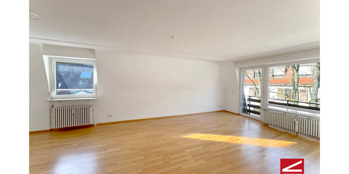 Etagenwohnung Baden-Baden Innenstadt - 4 Zimmer, 132 m&sup2;, 335.000&euro; | Angebot:25692846