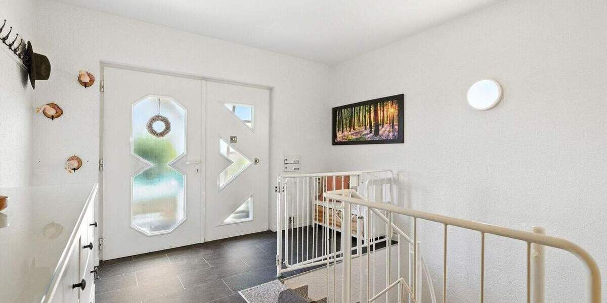 Einfamilienhaus Marxzell Pfaffenrot - 8 Zimmer, 234 m&sup2;, 580.000&euro; | Angebot:25728697