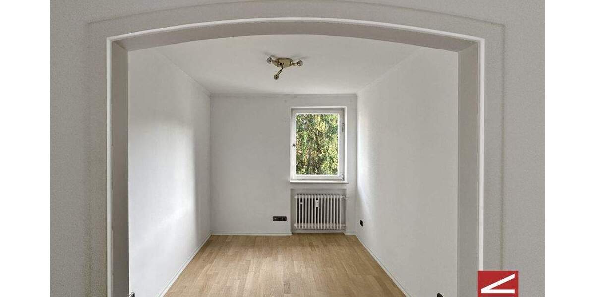 Etagenwohnung Baden-Baden Innenstadt - 3 Zimmer, 97 m&sup2;, 348.000&euro; | Angebot:25692849