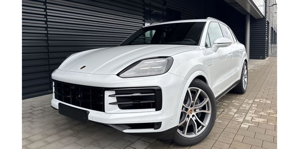 Porsche Cayenne 13.900 km 118.189 &euro; Ettlingen 76275