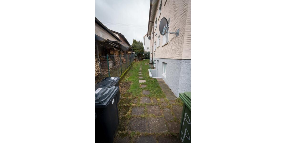 Dachgeschoßwohnung Straubenhardt - 2.5 Zimmer, 65 m&sup2;, 165.000&euro; | Angebot:25877711