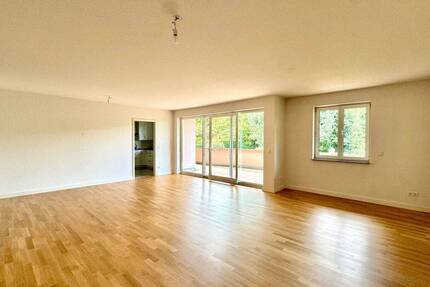 Wohnung Baden-Baden Innenstadt - 3 Zimmer, 150 m&sup2;, 755.000&euro; | Angebot:25729900