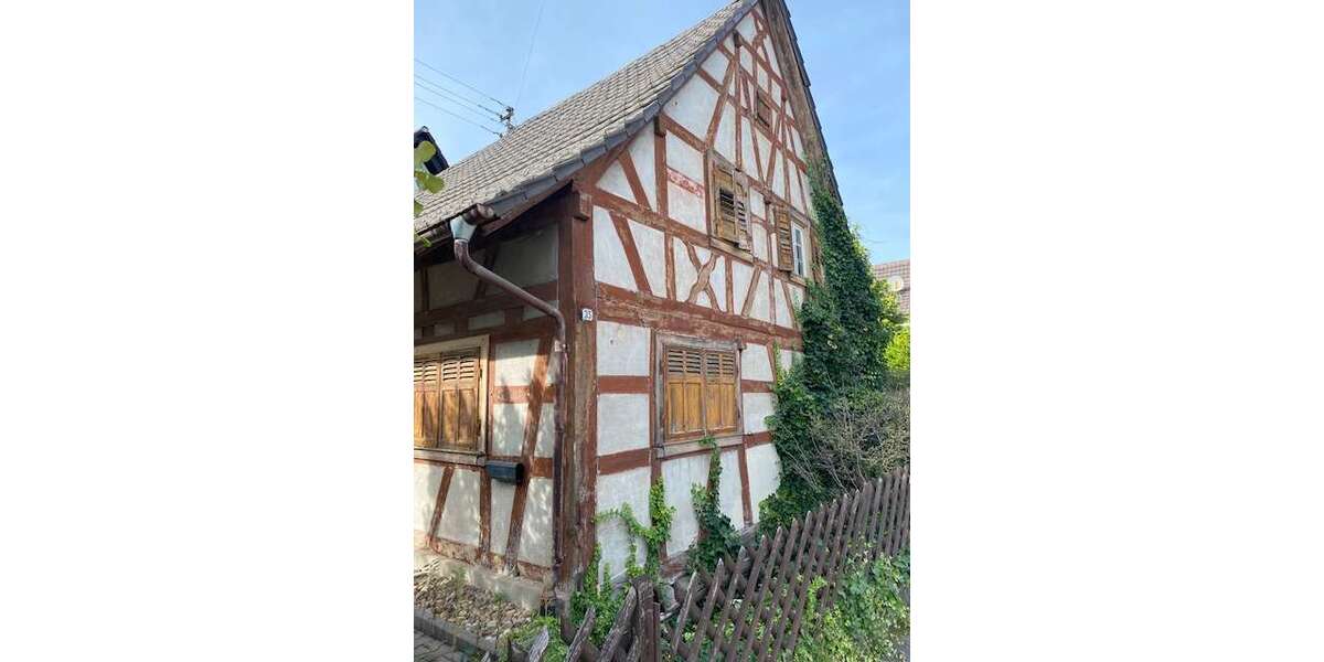 Einfamilienhaus Baden-Baden Baden - 5 Zimmer, 155 m&sup2;, 155.000&euro; | Angebot:25277596