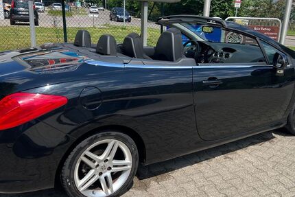Peugeot 308 143.000 km 4.499 &euro; Bad Wildbad 75323
