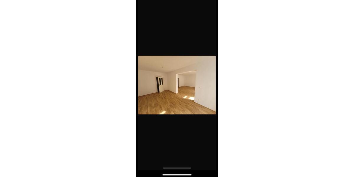 Etagenwohnung Baden-Baden Baden - 4 Zimmer, 135 m&sup2;, 1.200&euro; | Angebot:25654076