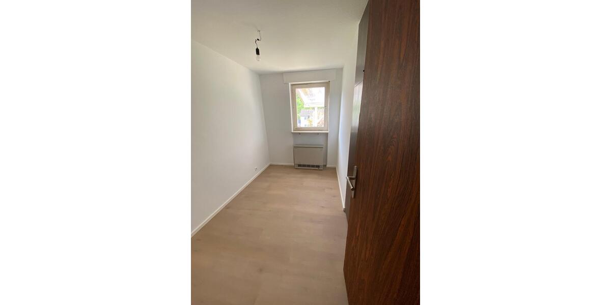 Reihenhaus Gernsbach - 4 Zimmer, 113 m&sup2;, 1.200&euro; | Angebot:26616550
