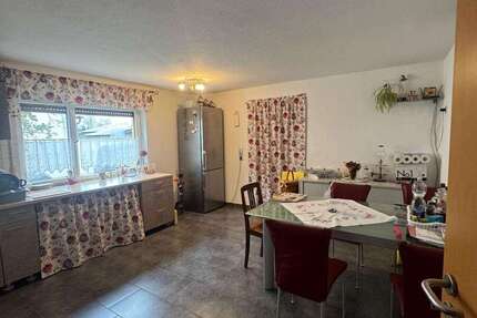 Haus Steinmauern - 9 Zimmer, 328 m&sup2;, 559.000&euro; | Angebot:25290792