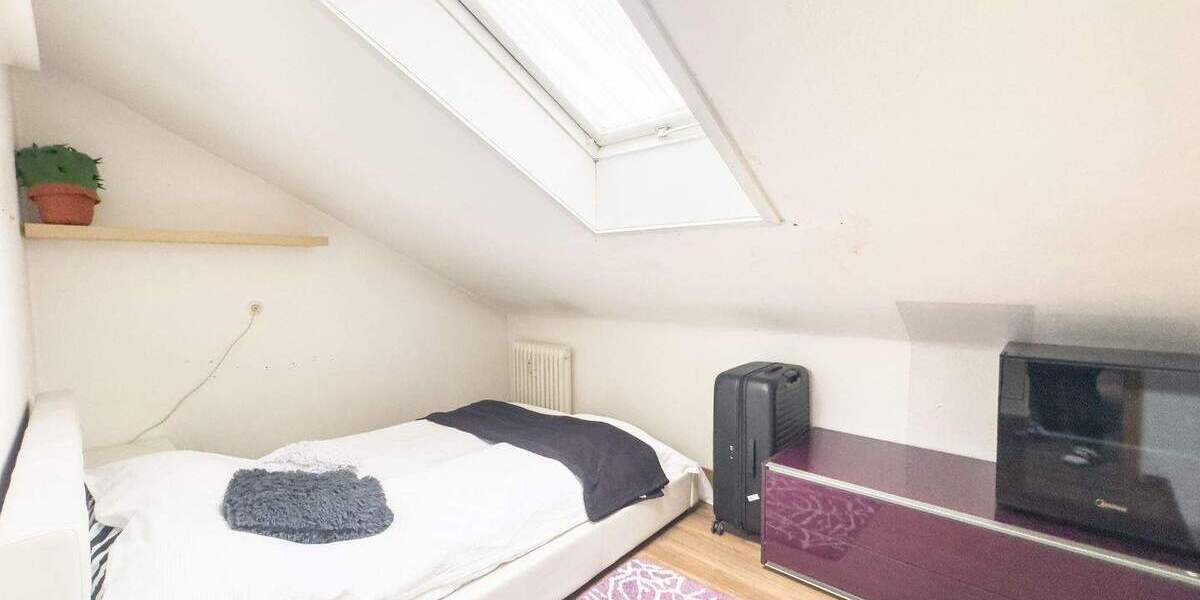 Mehrfamilienhaus, Wohnhaus Dobel - 1 Zimmer, 290 m&sup2;, 569.000&euro; | Angebot:25718554