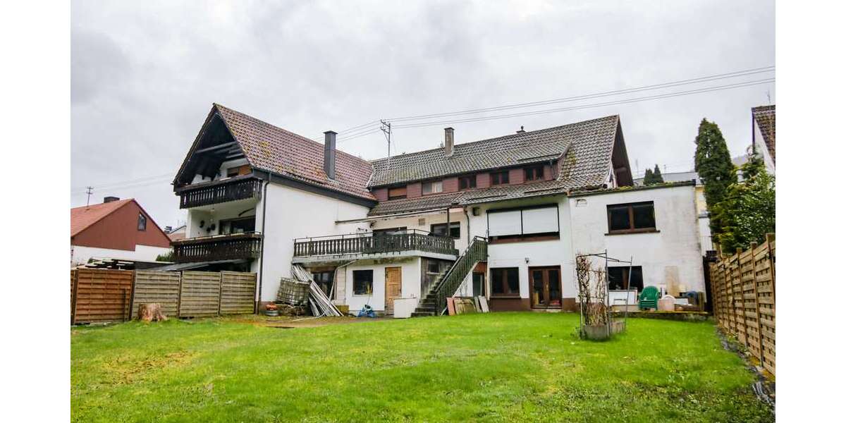 Einfamilienhaus Bad Herrenalb - 12 Zimmer, 492 m&sup2;, 630.000&euro; | Angebot:25999680