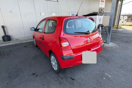 Renault Twingo 93.000 km 2.990 &euro; Sasbach 77880