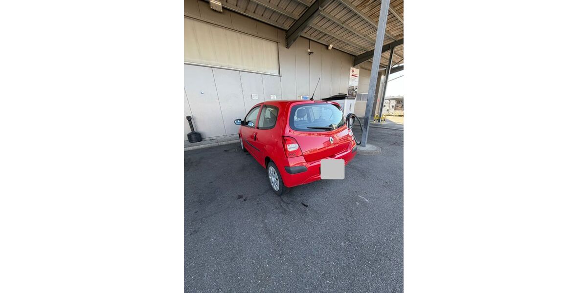 Renault Twingo 93.000 km 2.990 &euro; Sasbach 77880