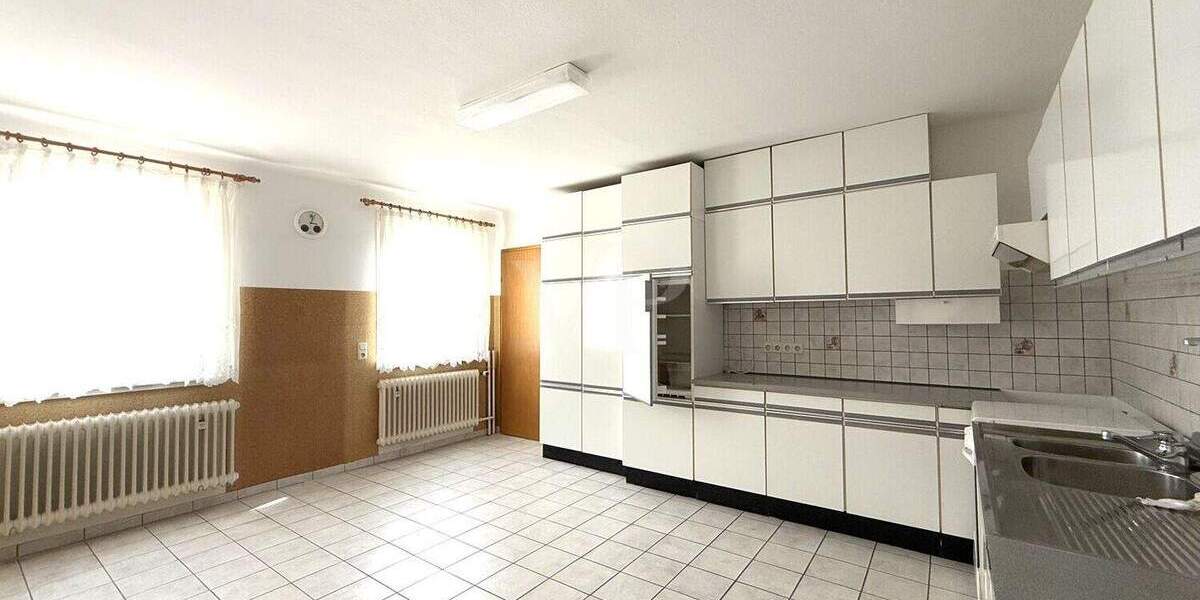 Mehrfamilienhaus, Wohnhaus Dobel - 1 Zimmer, 288 m&sup2;, 550.000&euro; | Angebot:25691738