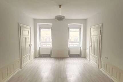 Wohnung Baden-Baden Baden - 4 Zimmer, 108 m&sup2;, 650&euro; | Angebot:25831311