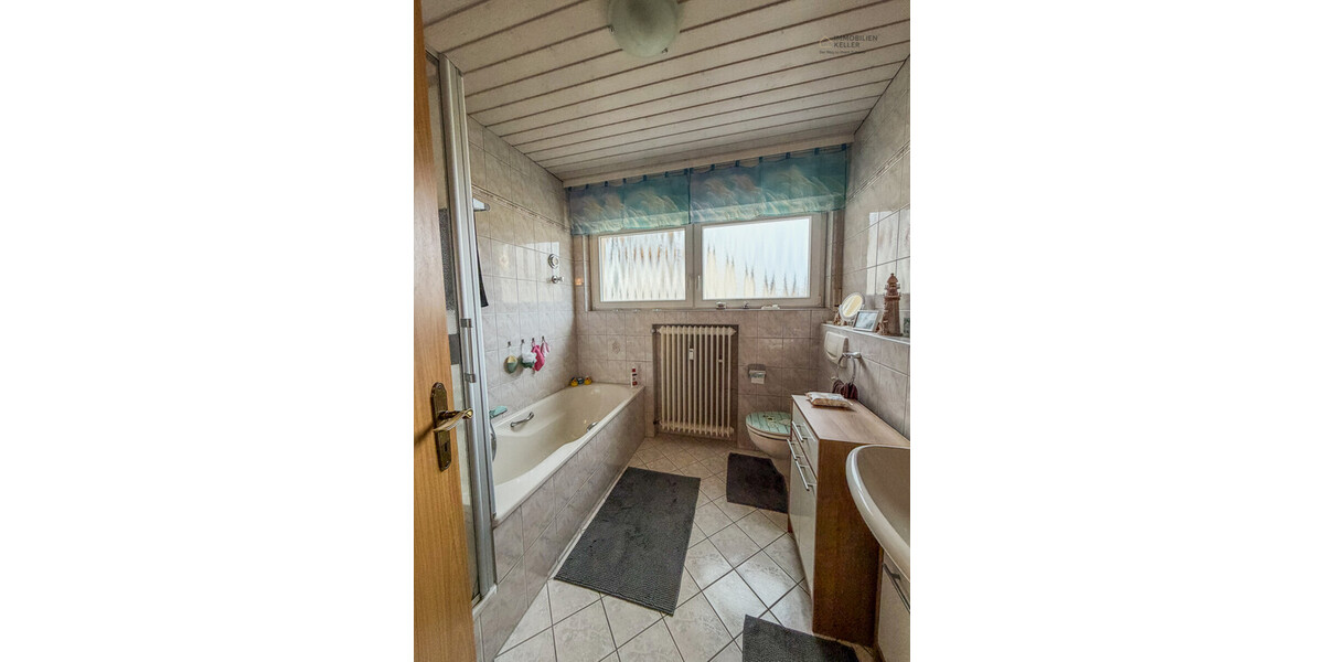 125 m² Kapitalanlage in Bad Wildbad – deutlich unter Markt vermietet Garage Kamin Balkon - Etagenwohnung Bad Wildbad Calmbach | Angebot:25782368