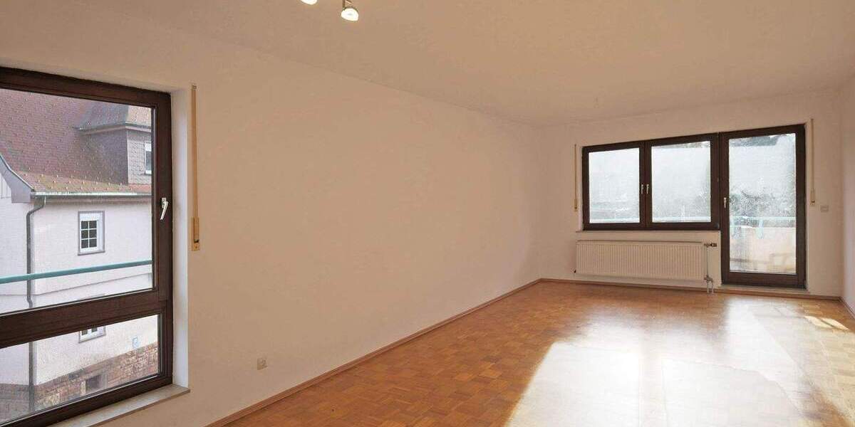 Etagenwohnung Schömberg - 3 Zimmer, 92 m&sup2;, 192.000&euro; | Angebot:25682118