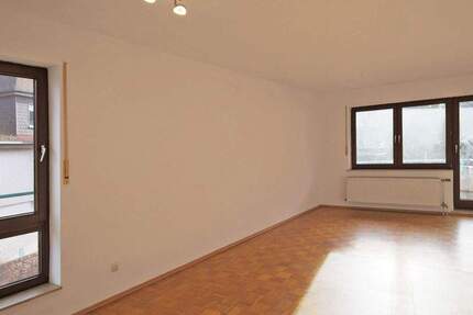 Wohnung Schömberg - 3 Zimmer, 92 m&sup2;, 192.000&euro; | Angebot:25682118