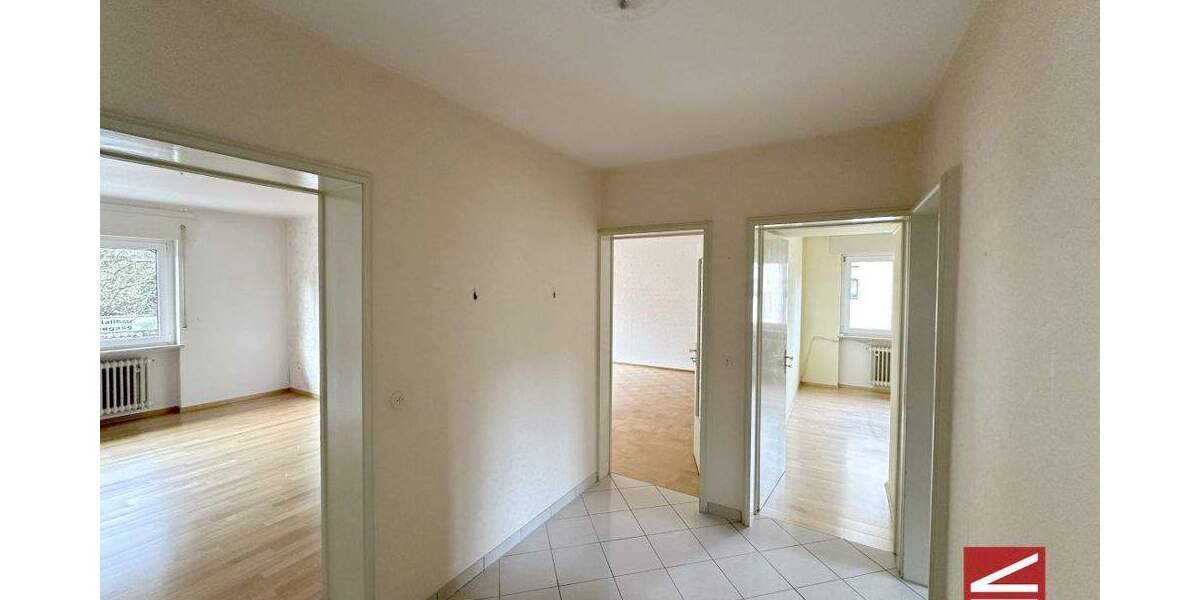 Etagenwohnung Baden-Baden Lichtental - 3 Zimmer, 75 m&sup2;, 248.000&euro; | Angebot:25777942