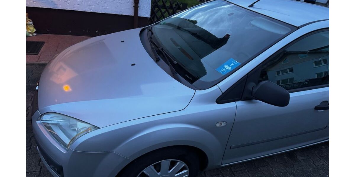 Ford Focus 90.000 km 2.500 &euro; Hügelsheim 76549