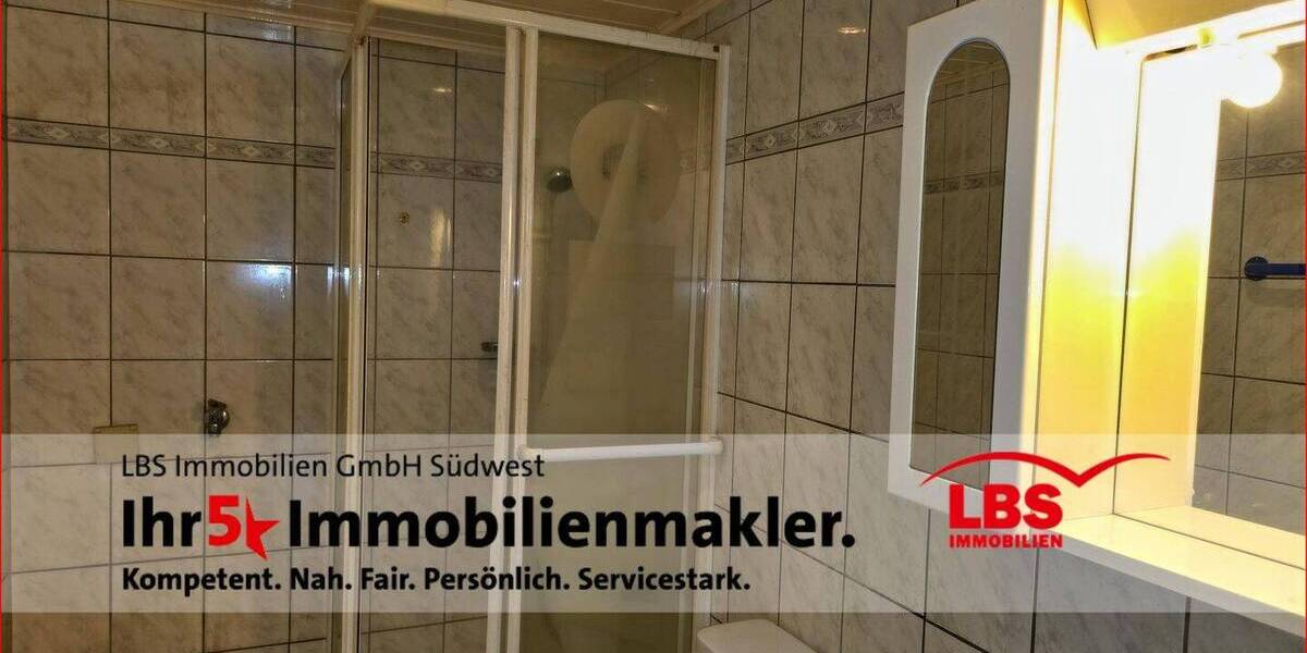 Doppelhaushälfte Neuenbürg - 7 Zimmer, 184 m&sup2;, 499.000&euro; | Angebot:25665809