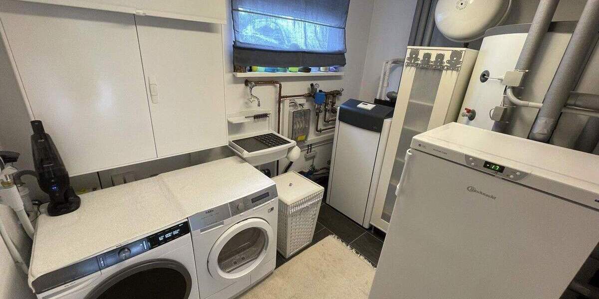 Doppelhaushälfte Baden-Baden Ebersteinburg - 8 Zimmer, 231 m&sup2;, 898.000&euro; | Angebot:25704943