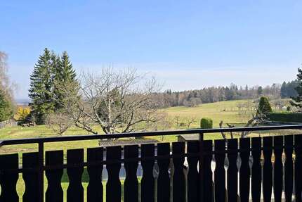 Wohnung Gaggenau - 4 Zimmer, 130 m&sup2;, 1.300&euro; | Angebot:25790139