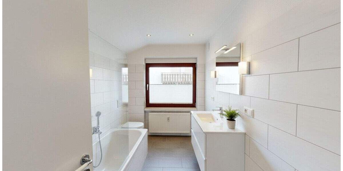 Etagenwohnung Seebach - 2 Zimmer, 69 m&sup2;, 147.000&euro; | Angebot:25660479