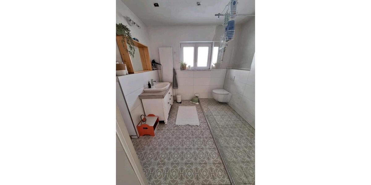 Einfamilienhaus Ötigheim - 7 Zimmer, 211 m&sup2;, 699.000&euro; | Angebot:25638900