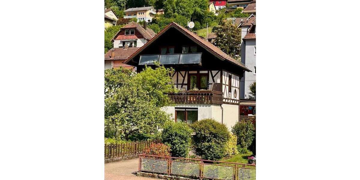Einfamilienhaus Bad Wildbad im Schwarzwald - 6 Zimmer, 140 m&sup2;, 395.000&euro; | Angebot:27102306