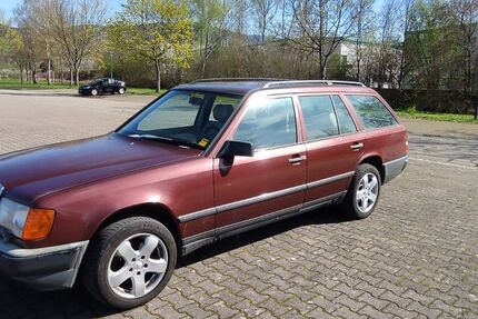 Mercedes-Benz E 300 330.000 km 7.500 &euro; Bühl 77815