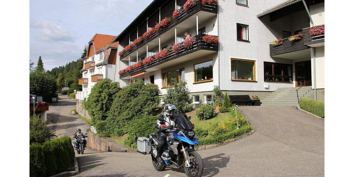 Mehrfamilienhaus, Wohnhaus Bad Wildbad - 1 Zimmer, 1.150.000&euro; | Angebot:25686897