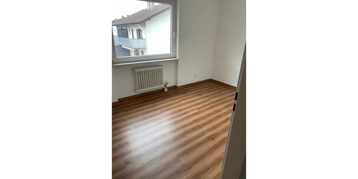 Etagenwohnung Baden-Baden Balg - 3 Zimmer, 82 m&sup2;, 985&euro; | Angebot:25964353