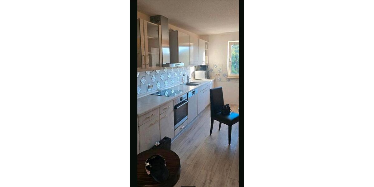 Etagenwohnung Hügelsheim - 3 Zimmer, 102 m&sup2;, 250.000&euro; | Angebot:27010435
