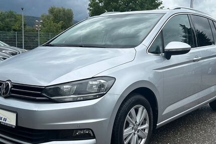 VW Touran 180.227 km 13.090 &euro; Gernsbach 76593