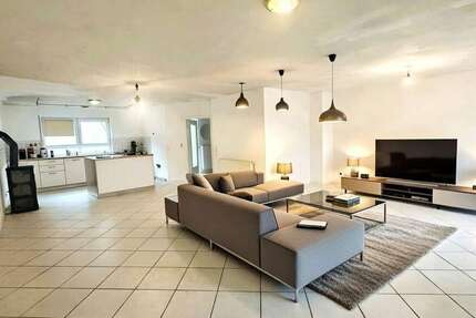 Haus Kuppenheim - 6 Zimmer, 220 m&sup2;, 469.000&euro; | Angebot:24780824