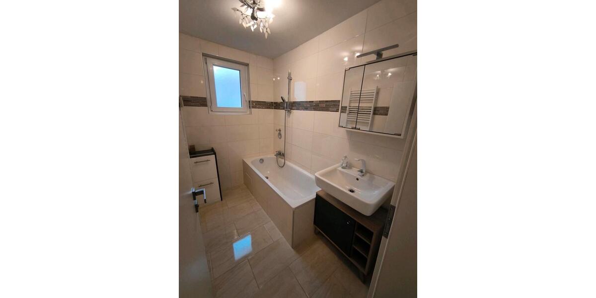 Erdgeschoßwohnung Malsch - 2 Zimmer, 60 m&sup2;, 1.050&euro; | Angebot:25824859