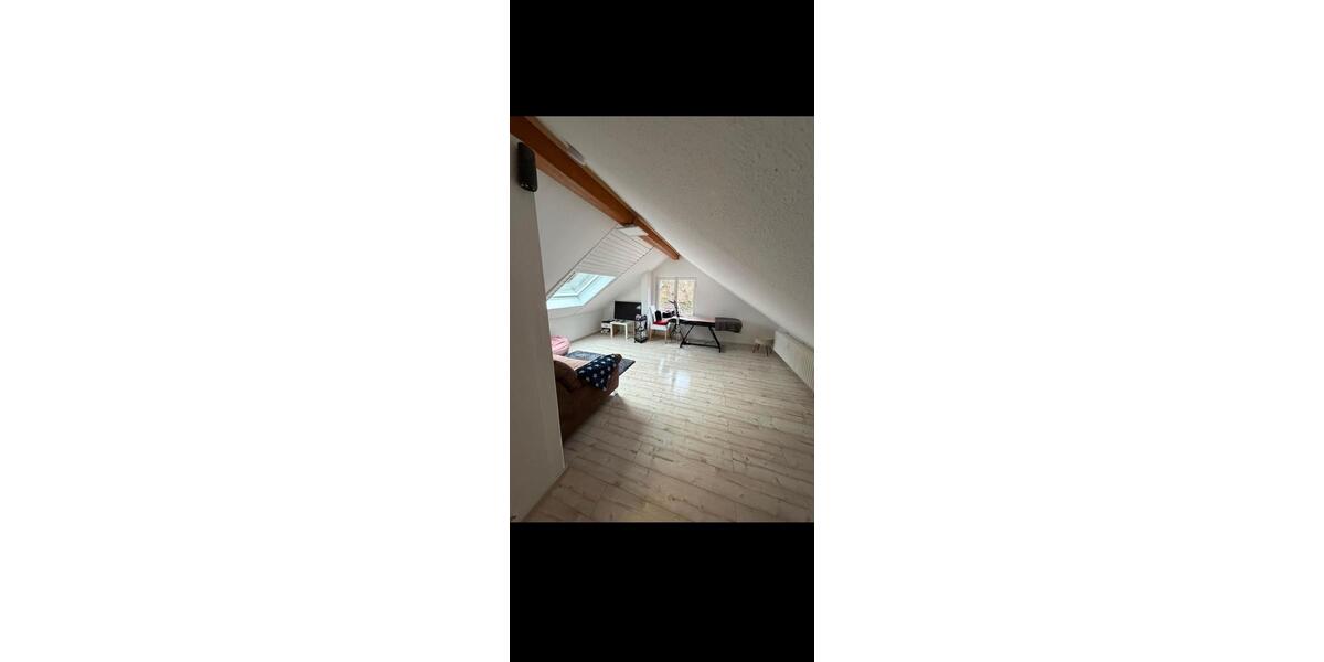 Dachgeschoßwohnung Bad Wildbad - 3 Zimmer, 90 m&sup2;, 740&euro; | Angebot:25811372