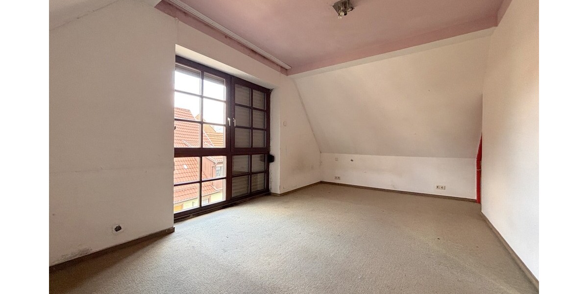 Zentrale Lage: 3-Zimmer Maisonettewohnung zur freien Gestaltung - Maisonettenwohnung Gernsbach | Angebot:26748184